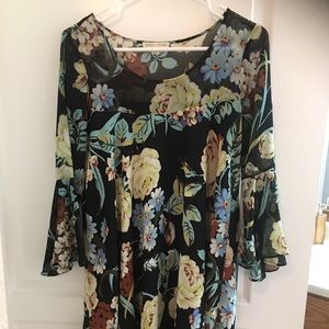 Paper Crown Bell Sleeve Dress